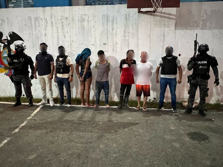 Policía liberó a víctima de secuestro y aprehendió a cuatro sujetos en Durán