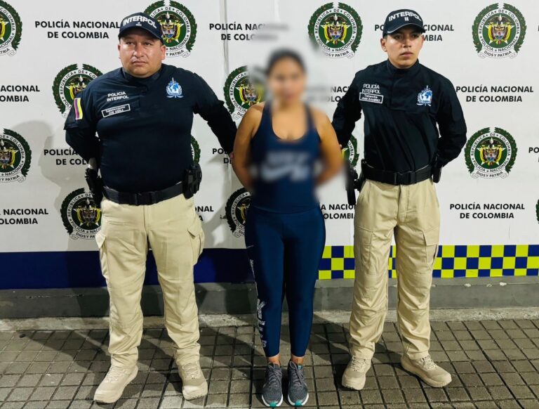 Ecuatoriana con notificación roja de Interpol capturada en Colombia, requerida por la justicia Italiana