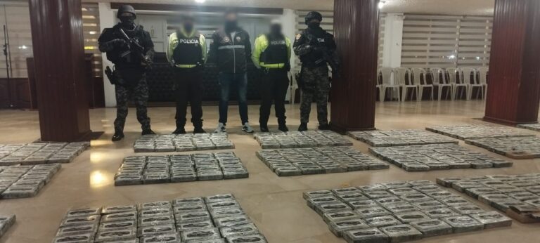 Policía evitó el tráfico de droga en Chimborazo