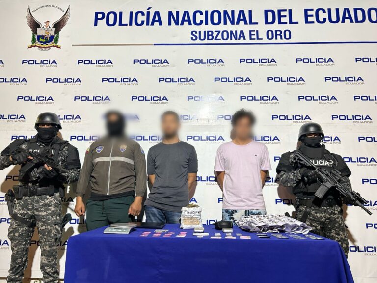 Policía capturó a dos presuntos implicados en tráfico interno de drogas