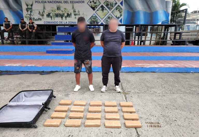 Policía captura a dos sujetos por transportar sustancias sujetas a fiscalización