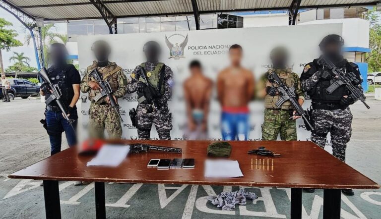 En Esmeraldas Bloque de seguridad aprehendió a dos sujetos implicados en el delito de extorsión