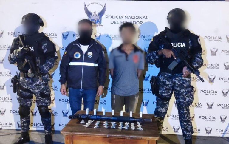 Policía aprehendió a un sujeto implicado en el delito de tenencia y porte de armas de fuego en Esmeraldas