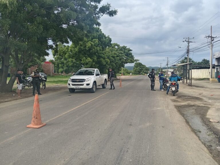 Policía en Manabí ejecuta controles de tránsito, 6 aprehendidos el fin de semana