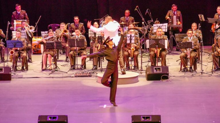 Concierto por la Paz y la Seguridad : un evento artístico en memoria de los héroes policiales