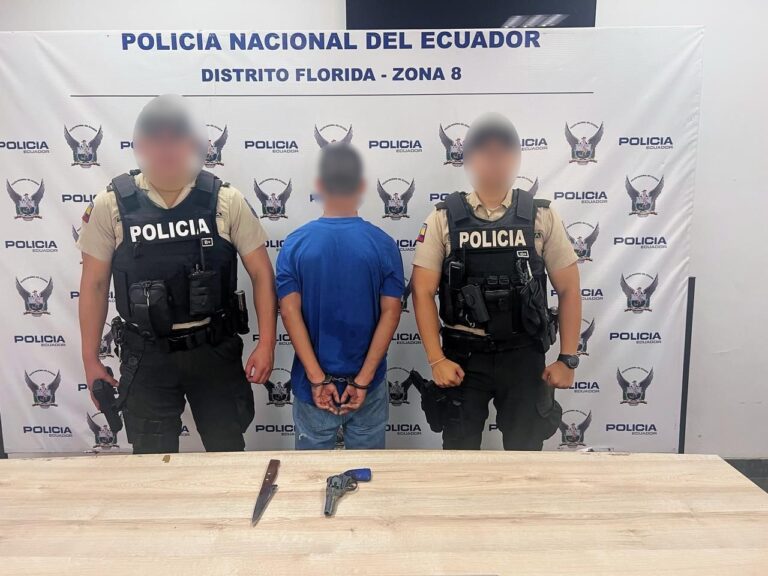 Adolescente presunto asaltante de buses urbanos fue aprehendido por la Policía