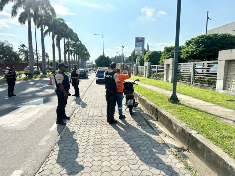 Despliegue operativo en la Zona 8 por feriado de Semana Santa