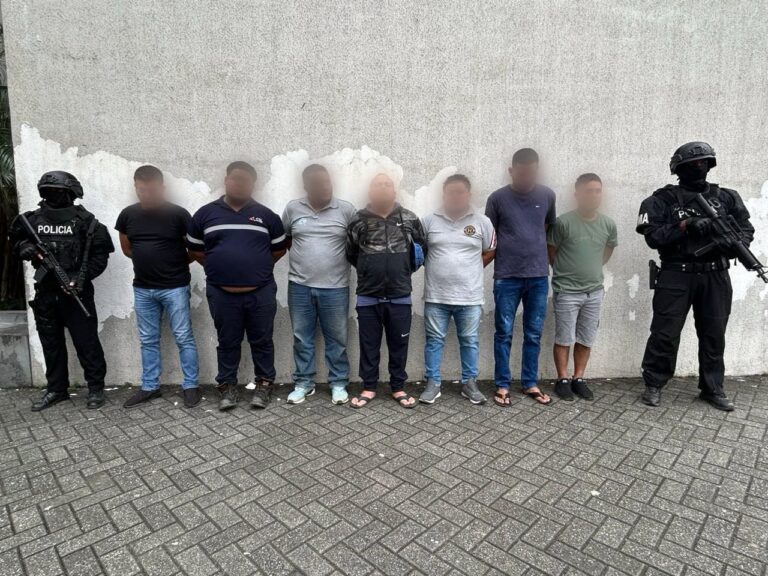 13 sujetos aprehendidos pertenecientes al Grupo Armado Organizado  “Águilas y Lagartos”, entre ellos dos objetivos de valor intermedio