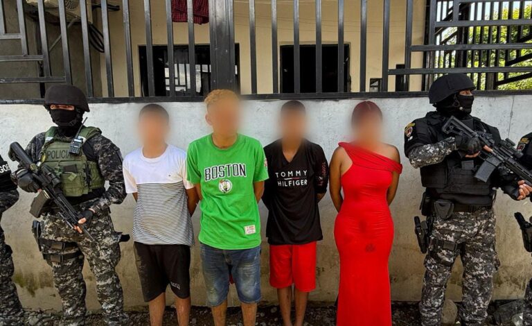 Operativos policiales en Quevedo dejaron cuatro víctimas de secuestro liberadas y cuatro aprehendidos