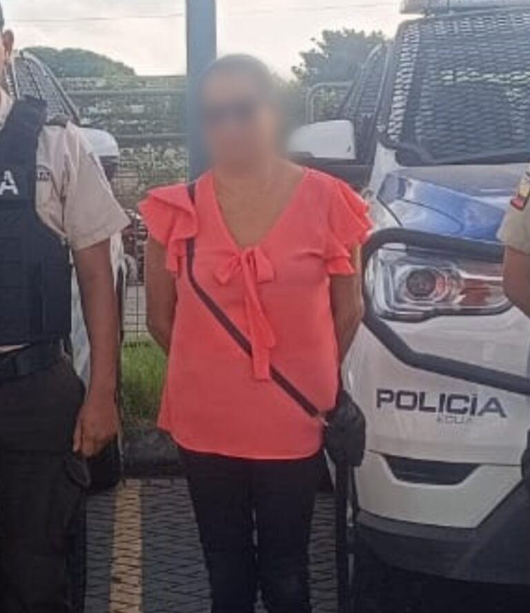 Policía aprehendió a presunta implicada en el delito de extorsión en Manabí