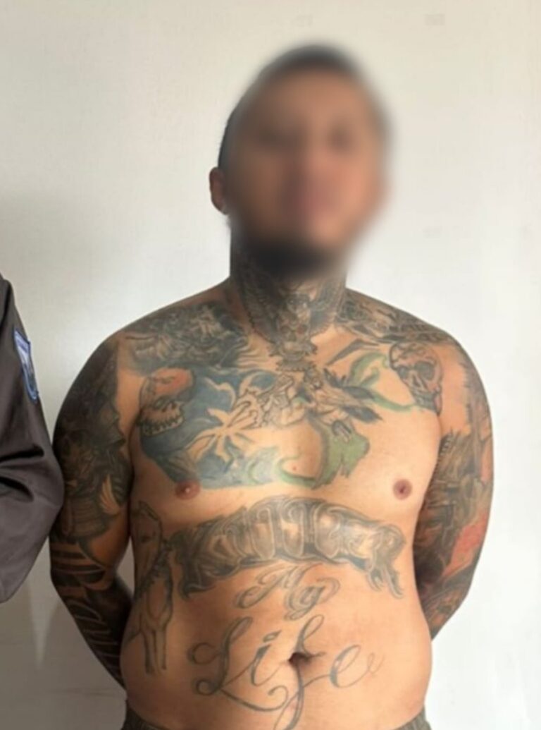 Policía capturó a presunto integrante del GDO “Los Chone Killer» por tenencia ilegal de armas en Manabí