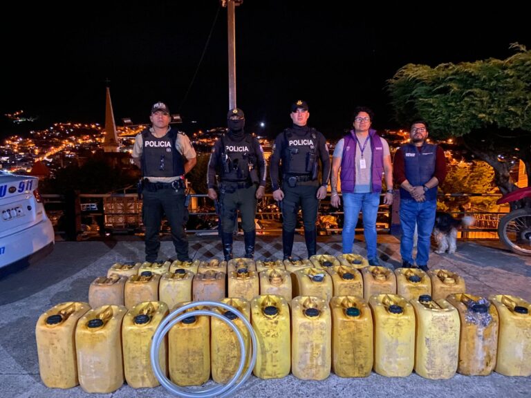 Operativo interinstitucional contra el contrabando en Calvas
