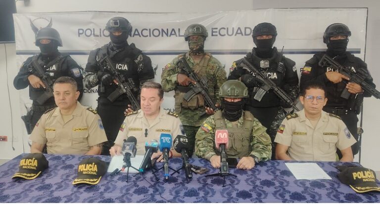 Bloque de Seguridad en Manabí realiza 16 allanamientos y detiene a 14 personas en operaciones contra la delincuencia
