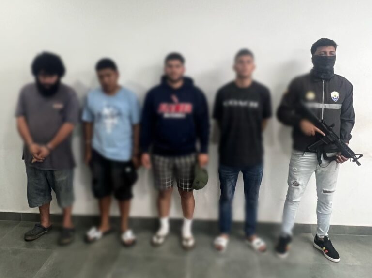 Policía aprehendió a cuatro integrantes del GAO “Los Choneros” en Manabí, por el delito de robo