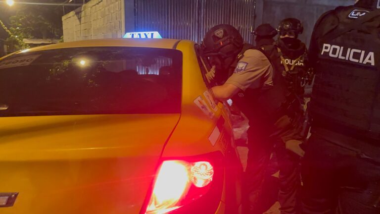 Policía en Portoviejo captura a sujetos luego de  muertes violentas