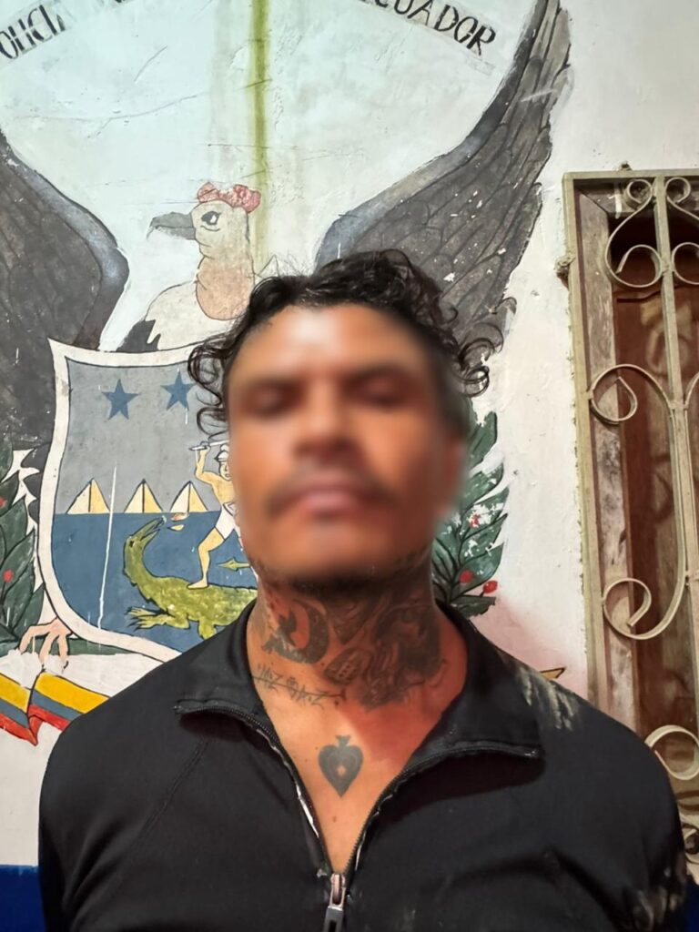 Se detuvo a alias «Tatuado» el cuarto más buscado por asesinato en Esmeraldas