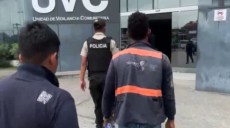 Policía libera trabajadores secuestrados en el noroeste de Guayaquil