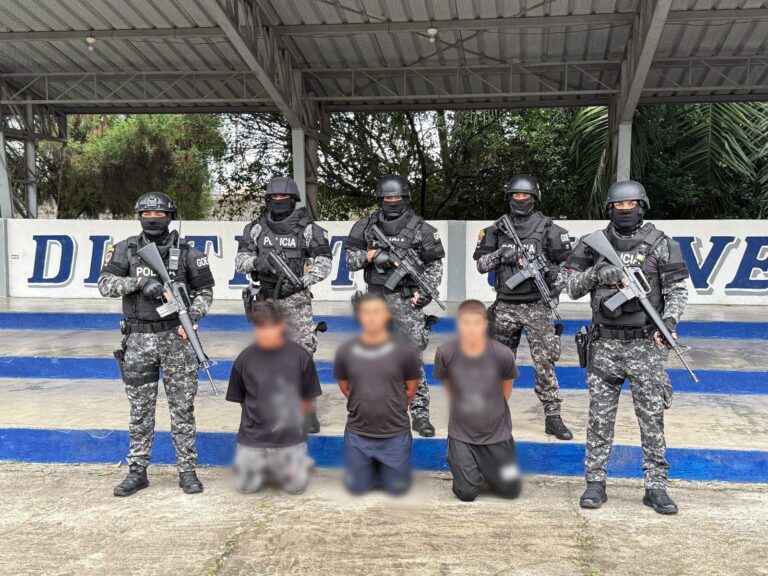 Policía detuvo a tres presuntos extorsionadores en Operativo Libertad