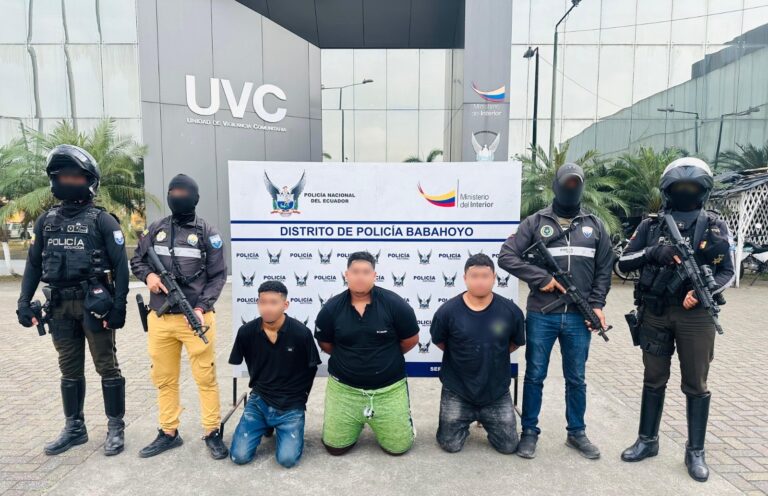 Policía capturó a tres presuntos extorsionadores del GAO “Los Choneros”