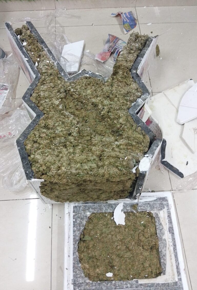 Operativo policial permitió la aprehensión de un sujeto por tráfico ilícito de sustancias catalogadas sujetas a fiscalización en Tulcán
