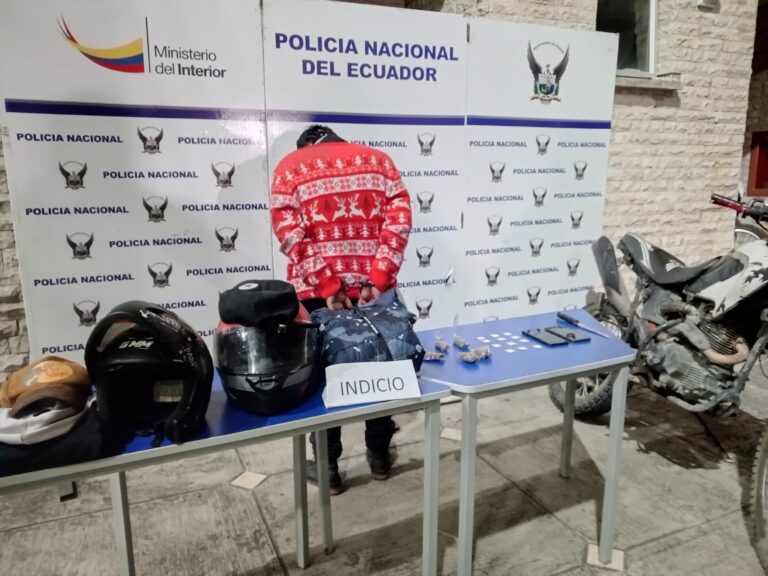 Dos presuntos implicados en robo a mano armada y tenencia de sustancias ilícitas fueron aprehendidos
