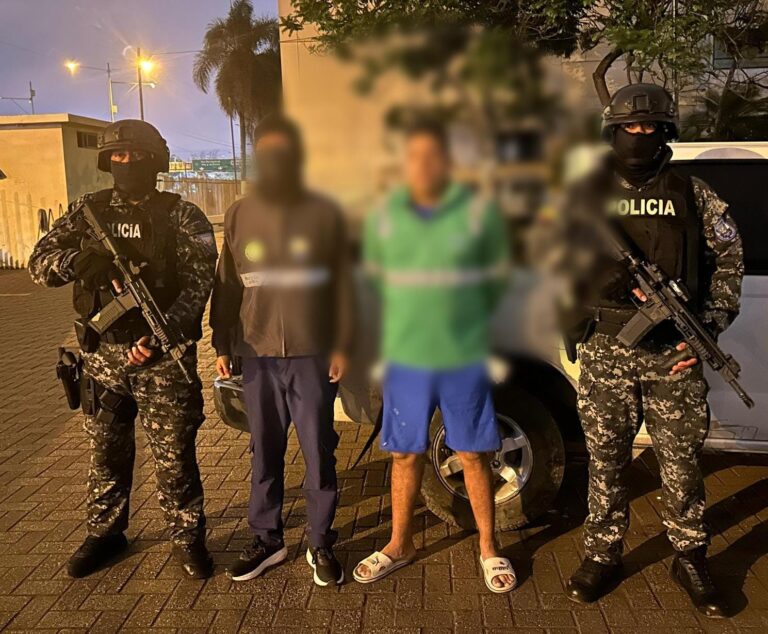 Policía aprehendió a un ciudadano por el delito de tenencia y porte de arma de fuego en Guayaquil