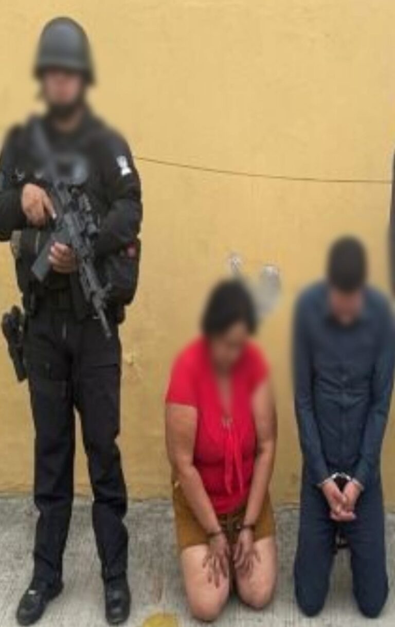 Policía aprehendió a dos ciudadanos por el delito de tráfico de sustancias catalogadas sujetas a fiscalización en Manabí
