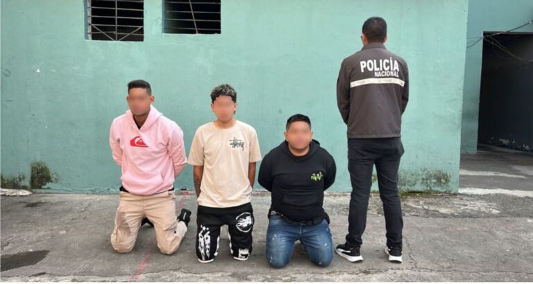 Tres sujetos fueron aprehendidos por tráfico de drogas en Ibarra