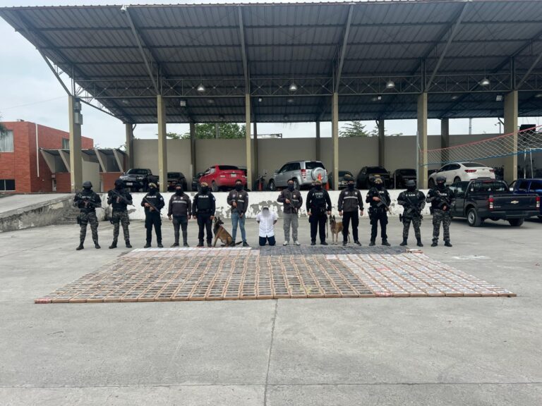 Policía evitó el envío de más de 984 mil gramos de droga a Europa