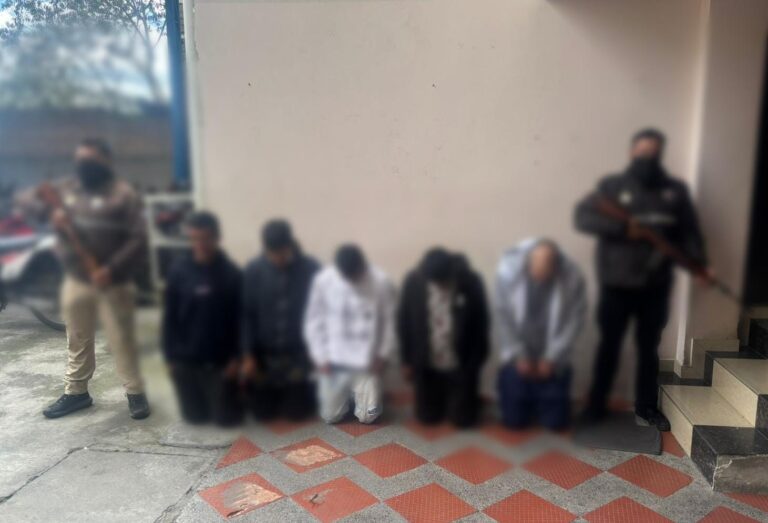 Policía Nacional aprehendió a 5 ciudadanos por el delito de asociación ilícita en Carchi
