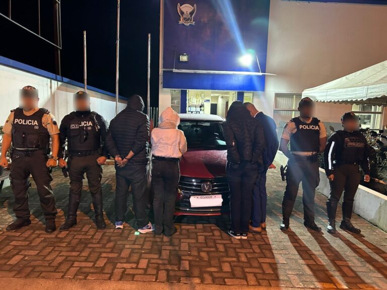 Cuatro presuntos implicados en el robo de locales comerciales fueron aprehendidos en Napo
