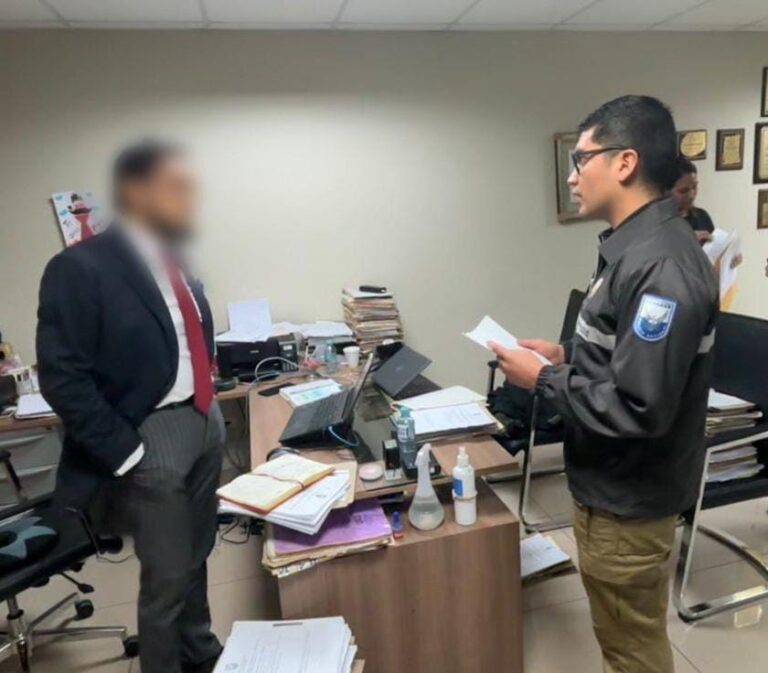 Juez fue detenido en Guayaquil por presunto delito de prevaricato