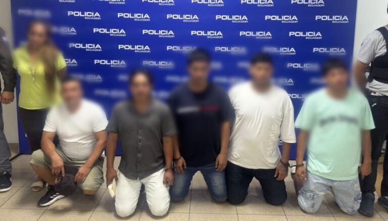 Policía aprehendió a seis ciudadanos por el delito de tenencia y porte de armas de fuego en Guayaquil