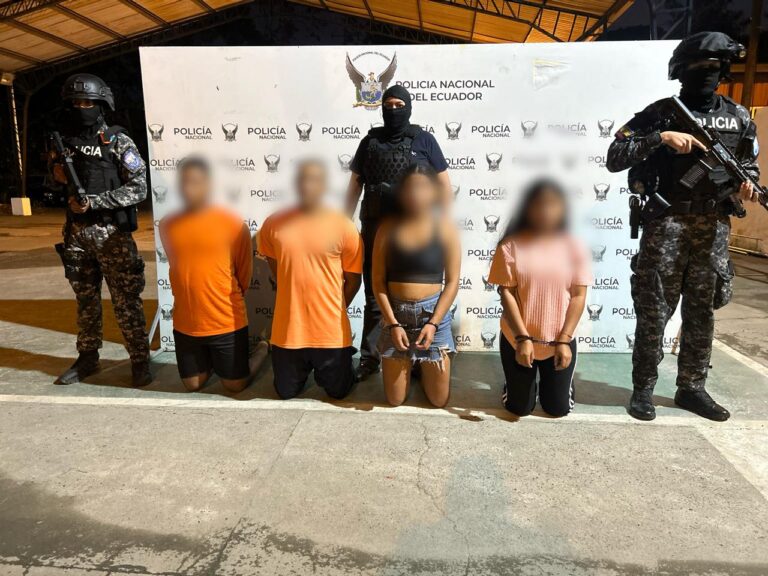 Policía capturó a cuatro presuntos extorsionadores en Esmeraldas
