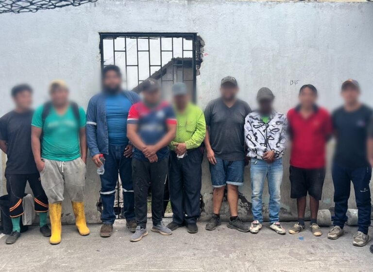 Nueve aprehendidos en Galápagos por Minería Ilegal e invasión de Áreas Protegidas