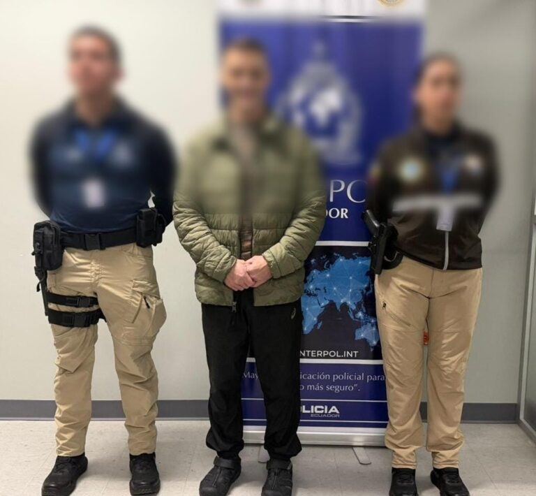Policía Nacional ejecutó la extradición pasiva de un ciudadano de nacionalidad rusa con alerta de Interpol