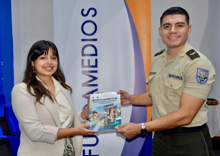 Presentación de documento de acuerdos entre Policía Nacional y Periodistas fomenta la transparencia y la labor periodística
