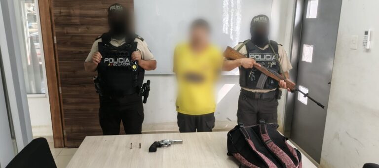 Presunto implicado en tentativa de asesinato, robo en el eje vial y porte ilegal de arma de fuego fue capturado en Jujan