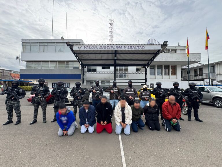 Golpe contundente al narcotráfico: 10 aprehendidos presuntos integrantes de una célula del GAO «Los Lobos», entre ellos el cabecilla alias “Oso”