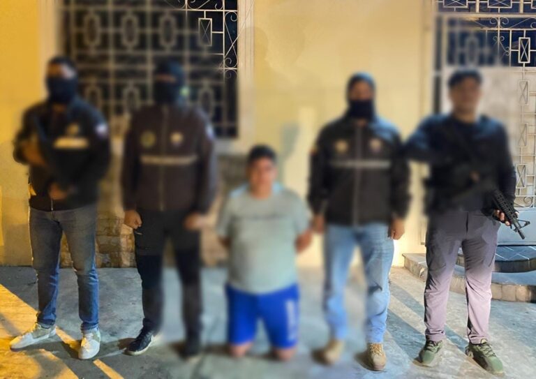 Policía Nacional aprehendió a un integrante del GAO “Los Choneros” por el delito tenencia de armas de fuego