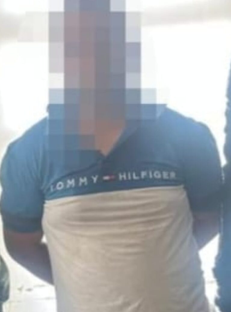 Policía Nacional aprehendió a un ciudadano por el delito de tenencia y porte de arma de fuego en Manabí
