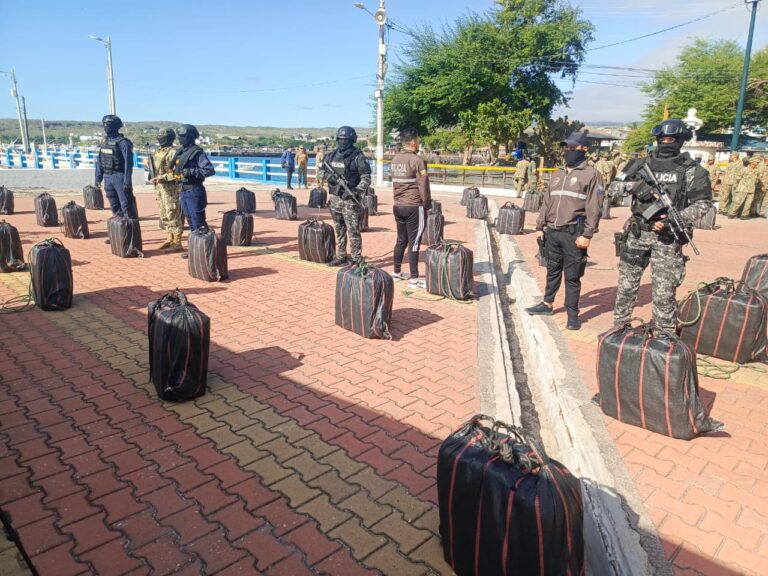 Golpe al narcotráfico: Policía Nacional incautó alrededor de una tonelada y media de cocaína, valorada en más de 67 millones de dólares