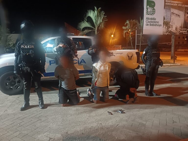 Tres implicados en el delito de porte y tenencia de arma de fuego fueron capturados en Los Ríos