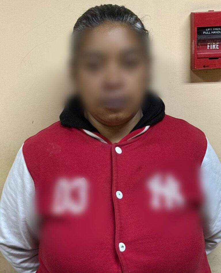 Policía capturó a una ciudadana por el delito de asociación ilícita en Quito
