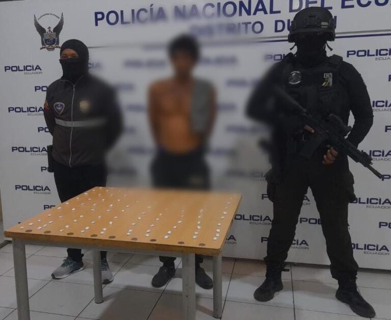 Un ciudadano aprehendido por el delito de tráfico de droga en Guayaquil