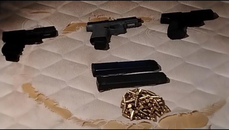 La Policía Nacional aisló a dos adolescentes presuntos implicados en un hecho violento en Guayaquil