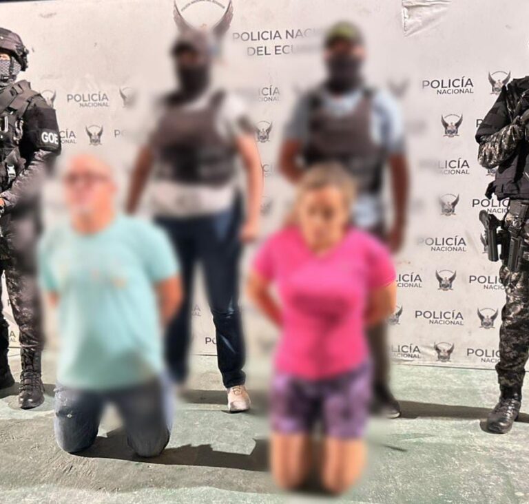 Policía Nacional aprehendió a dos ciudadanos por el delito de extorsión en Esmeraldas