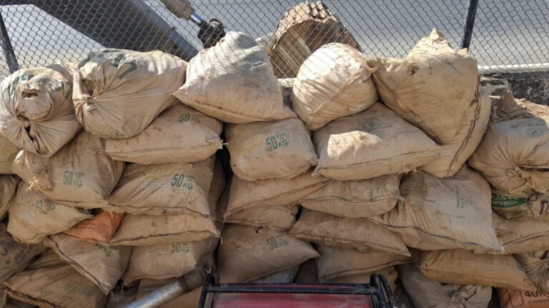 Materiales e insumos utilizados en minería ilegal, decomisados en Macará
