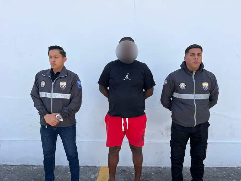 Policía Nacional aprehendió a un ciudadano dedicado al presunto delito de falsificación y uso de documento falso