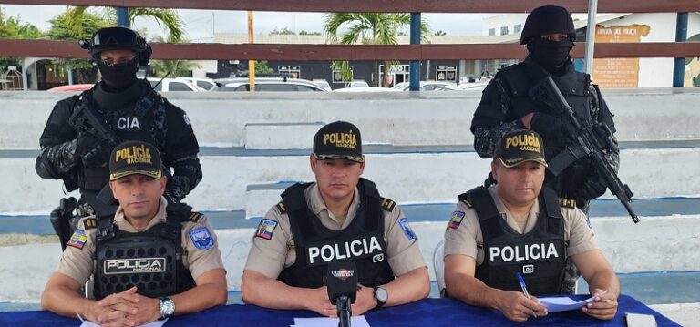 Policía detiene a tres presuntos extorsionadores en Manabí, Carchi y El Oro